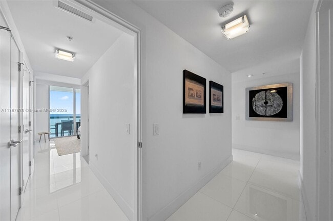 Building Photo - 6899 Collins Ave