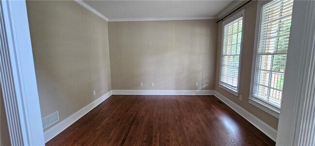 Building Photo - 1450 Ashbury Park Dr NE