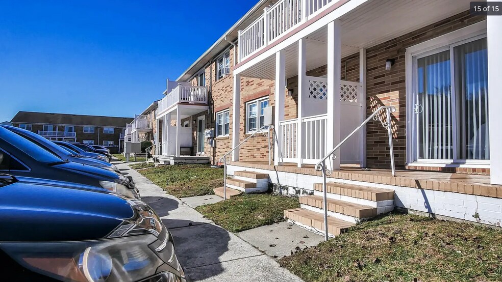 Building Photo - 5410 Suffolk Ct