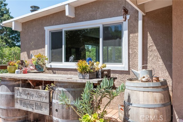 Building Photo - 1014 Hacienda Dr