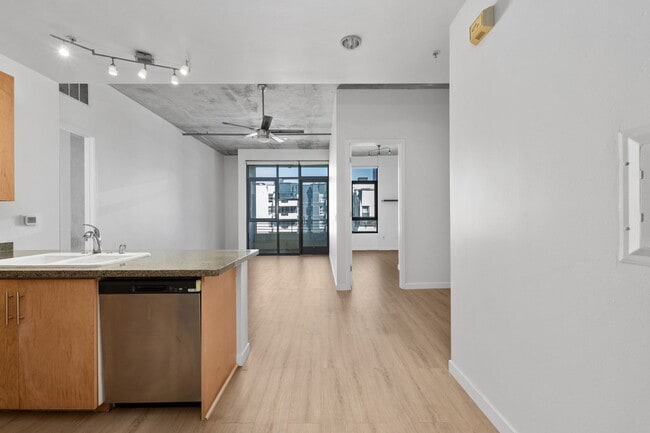 Building Photo - BRAND NEW FLOORS! Spacious 2 Bedroom 2 Bathroom at M2i in Downtown San Diego