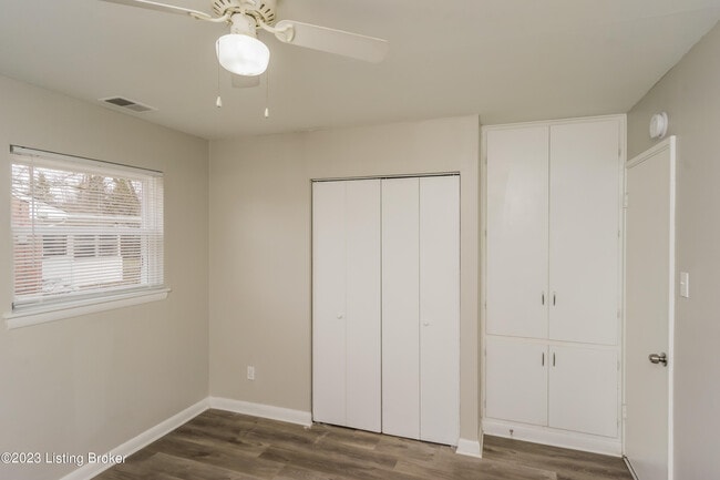 Building Photo - 3113 Maywood Pl