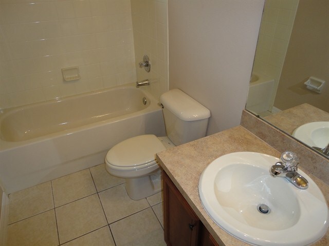 Building Photo - 437 Dunaway Dr