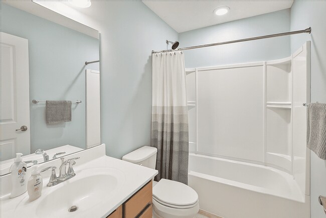 Building Photo - 240 Irongate Dr