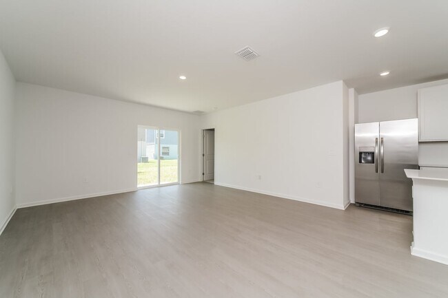 Building Photo - 6240 Botticella Blvd