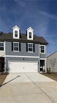 Building Photo - 156 Milledge Cmns Dr NE