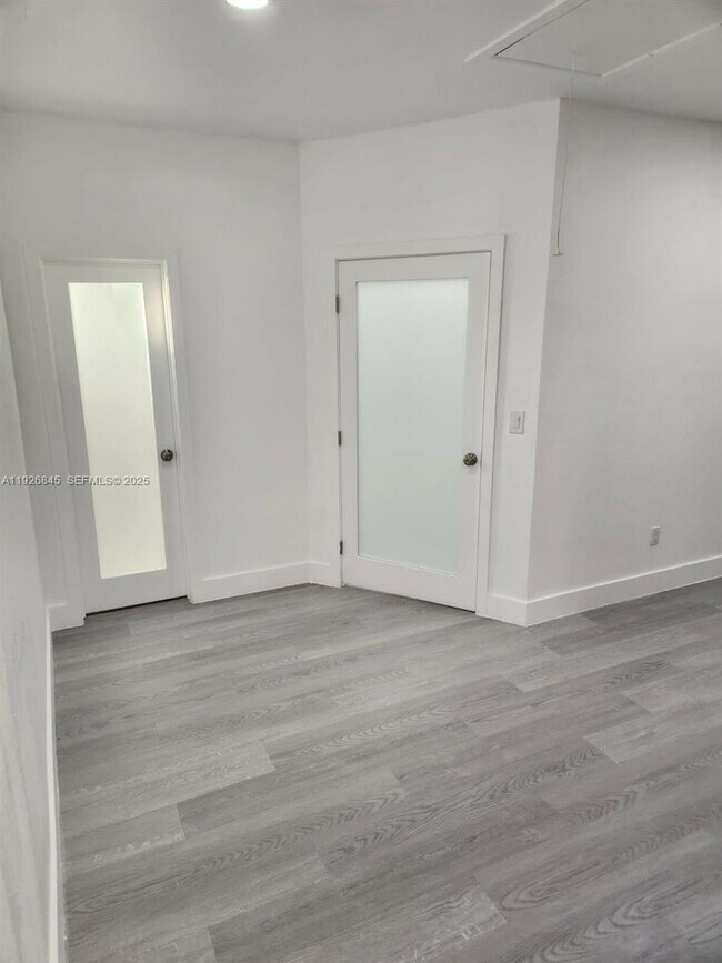 Building Photo - 10551 NW 20th Ct