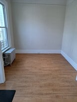 Building Photo - 2784 Marion Ave