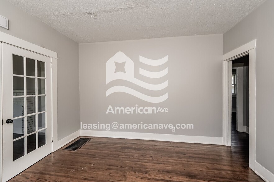 Building Photo - 5309 Avenue Q