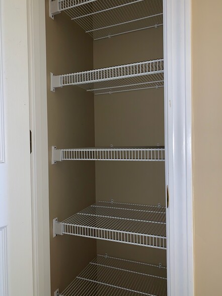 Pantry - 423 N Donahue Dr