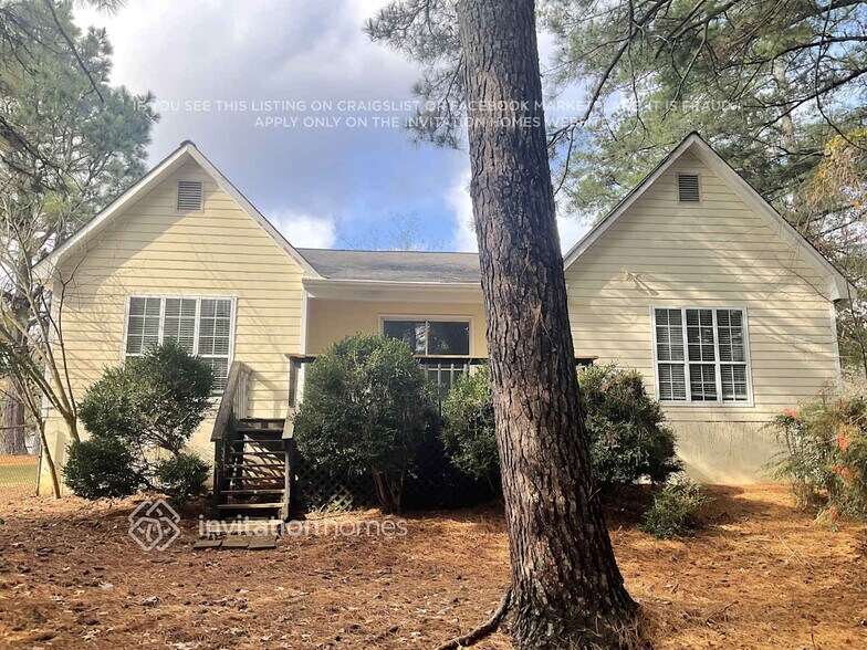 Building Photo - 4650 Adams Ln NW