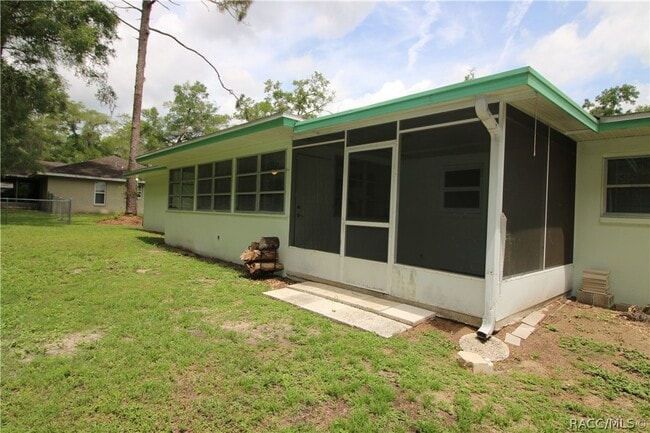Building Photo - 6246 E Waverly St