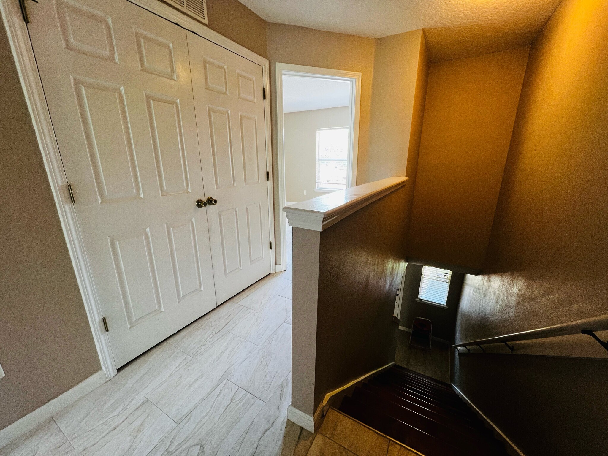 Building Photo - 5908 Brice Ct