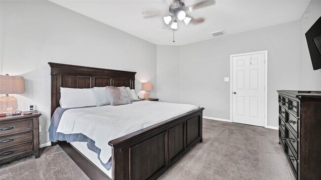 Building Photo - 15319 Tupelo Dr