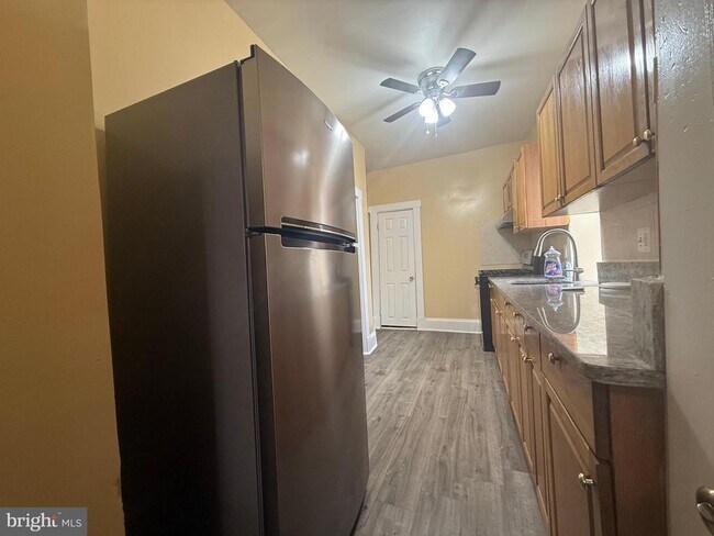 Building Photo - 720 Springfield Ave