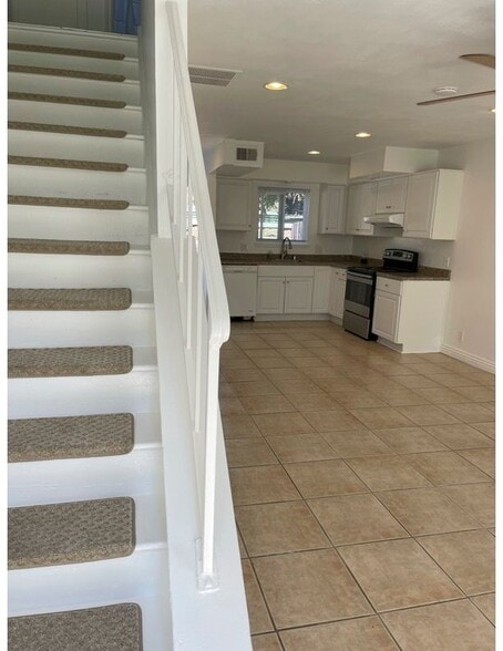 Building Photo - 19756 Kingswood Ln