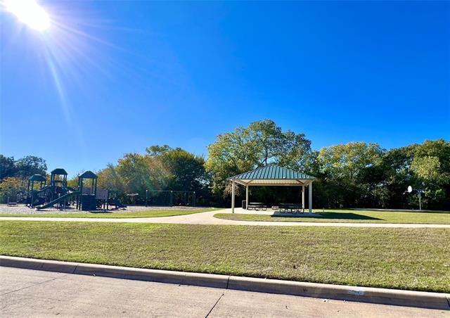 Building Photo - 705 River Garden Dr