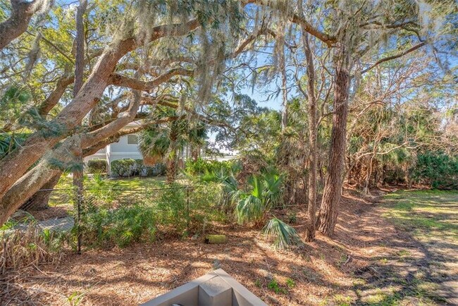 Building Photo - 1000 Sea Island Rd