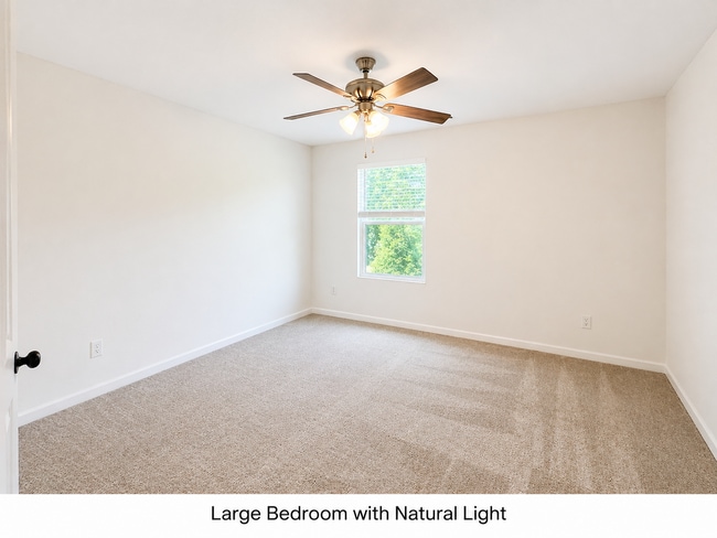 Building Photo - End Unit Townhome in Brookview Subdivsion in North Forsyth