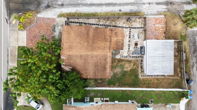 Building Photo - 4920 30th Ave N