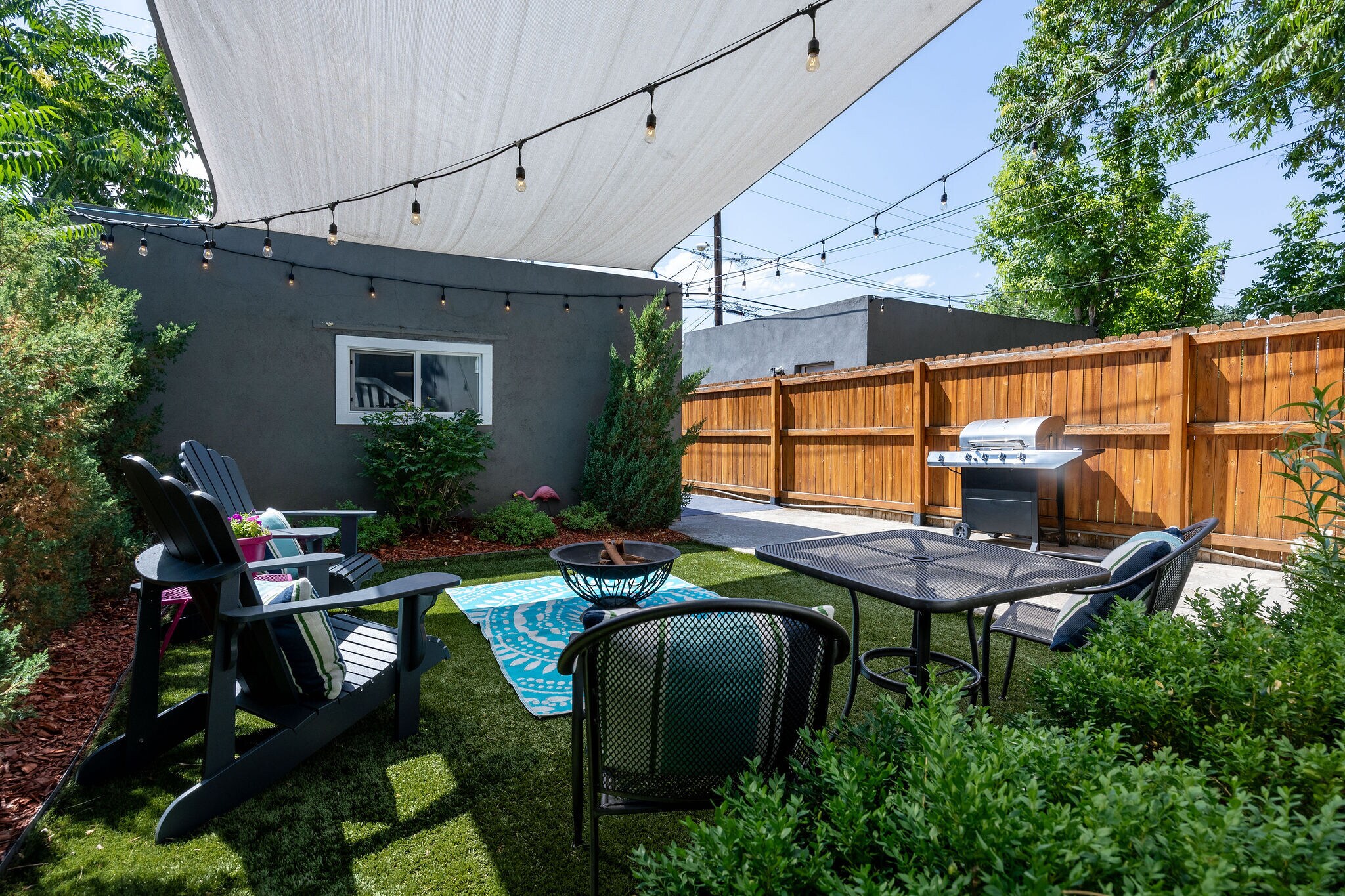 Building Photo - 821 Inca St