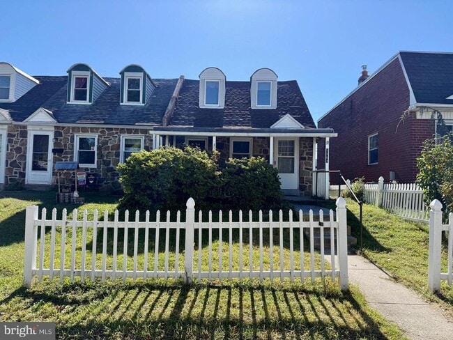 Building Photo - 1163 Callowhill St