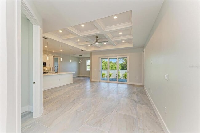 Building Photo - 380 Holly Rd