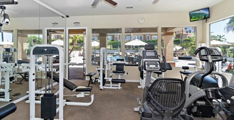 Building Photo - 30906 Club House Dr