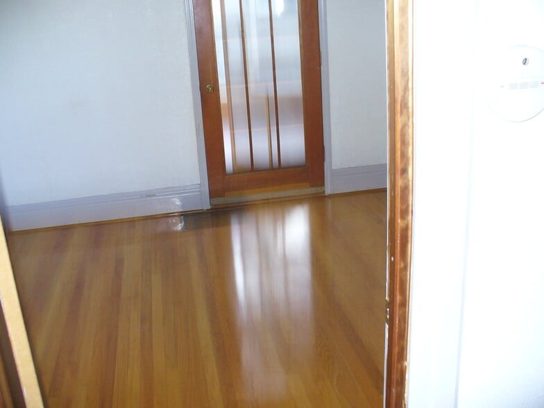 Building Photo - 1629 12th Ave