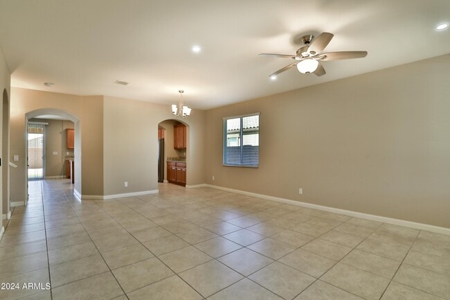 Building Photo - 9341 W Colter St
