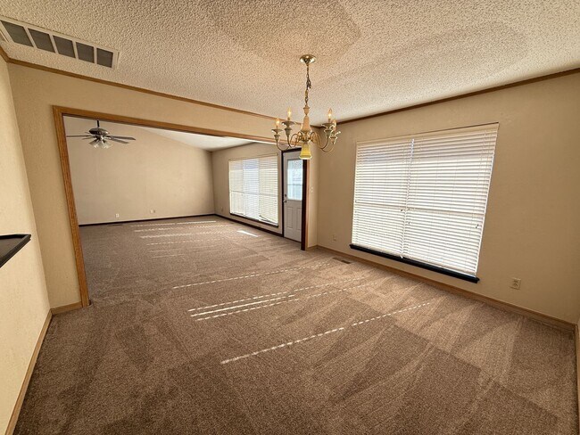 Building Photo - Coming Soon: Huge Living Area, Storage Shed, Fenced Yard 3 bedroom Home