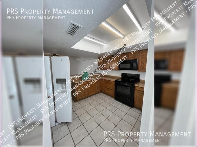 Building Photo - 1524 N Apache Dr