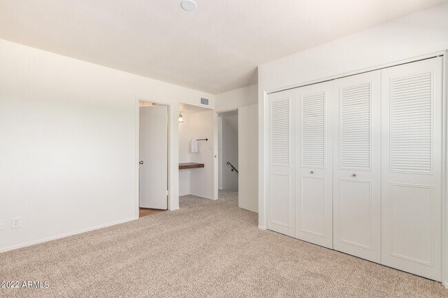 Building Photo - 8548 E McDonald Dr