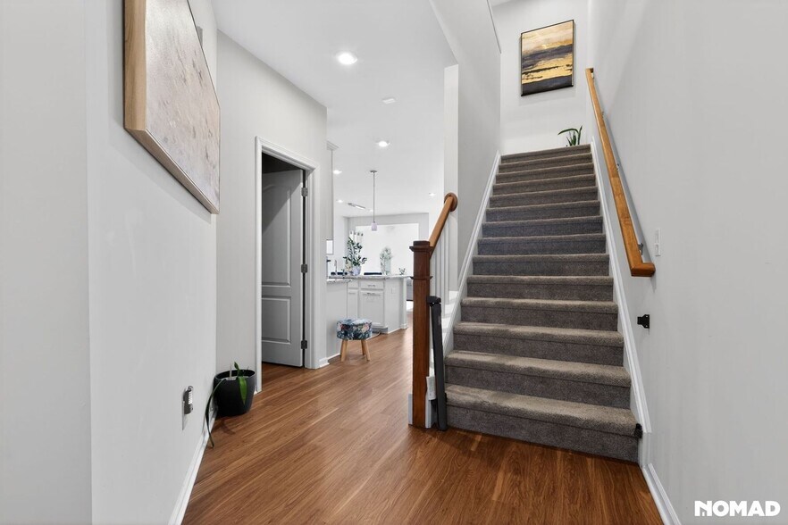 Building Photo - 5899 Whispering Springs Dr