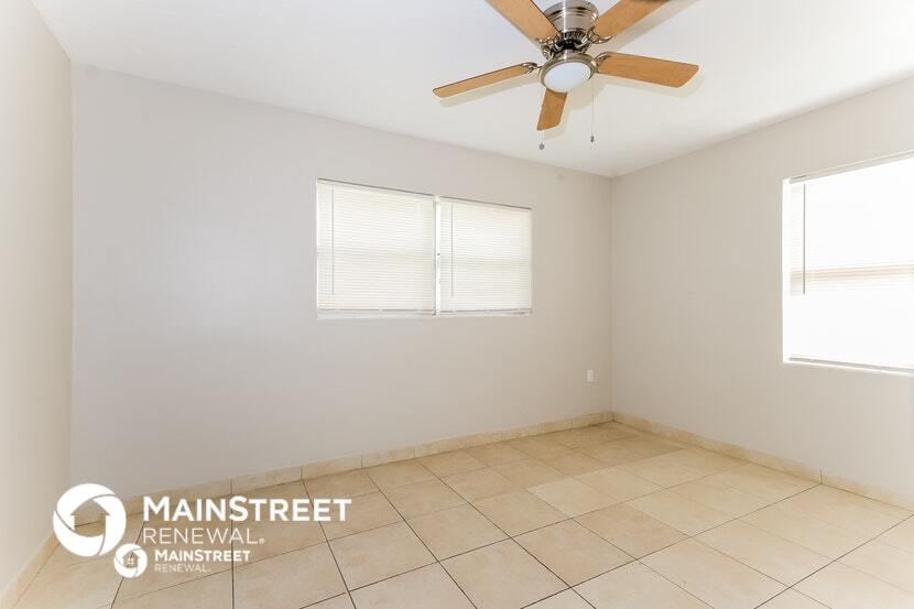 Building Photo - 341 Ashley St