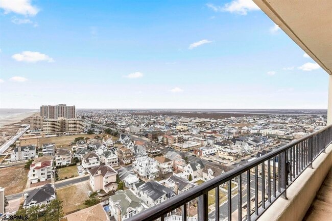 Building Photo - 3851 Boardwalk