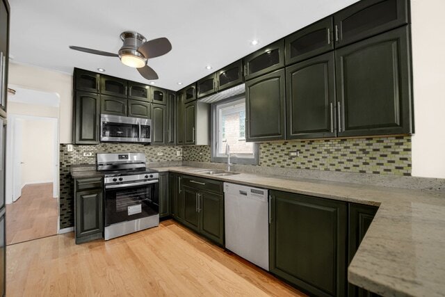 Building Photo - 7520 W Carmen Ave