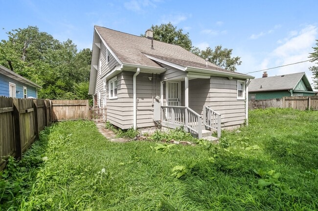 Building Photo - 805 N Colorado Ave