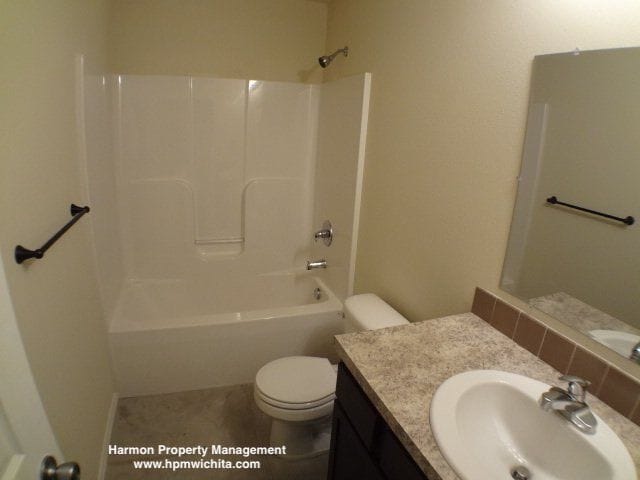 Building Photo - 2370 N Garland St