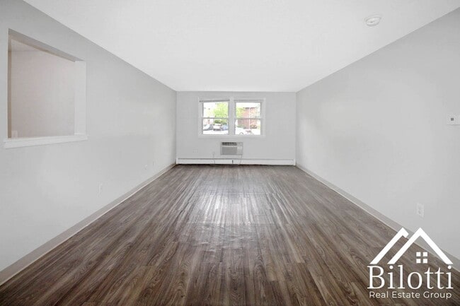 Interior Photo - Hillside Terrace Apartments