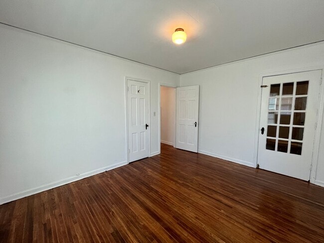 Building Photo - Adorable 2 bedroom 1 bath home in Tulsa.