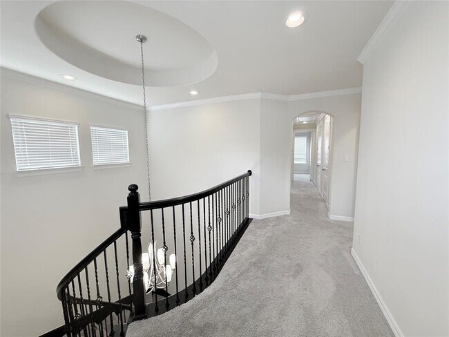 Building Photo - 13216 Green Hills Dr