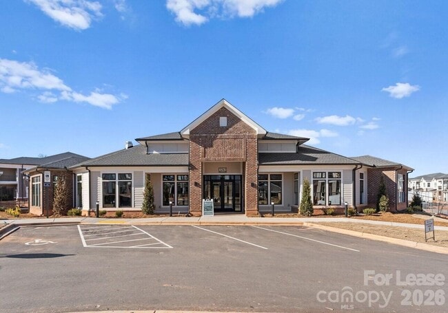 Building Photo - 1241 Columbia Cir