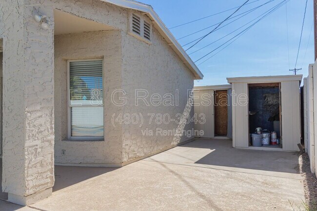Building Photo - 1332 N 71st St