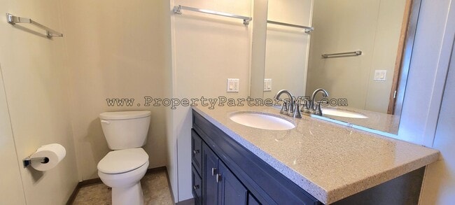 Building Photo - Remodeled!  3 Bed 2 Bath Modular house