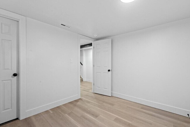 Building Photo - 1210 Arbor Ave