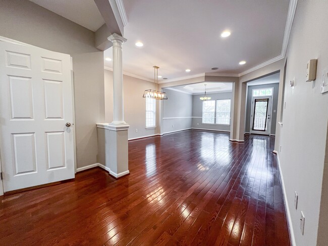 Building Photo - 3909 Beeker Mill Pl