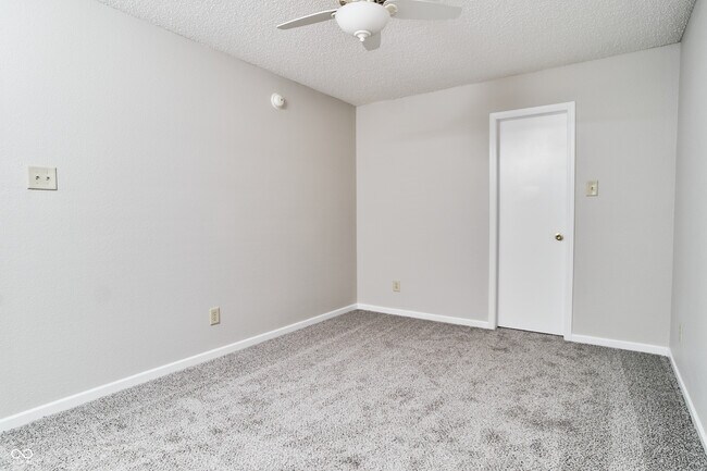 Building Photo - 14169 Clapboard Dr