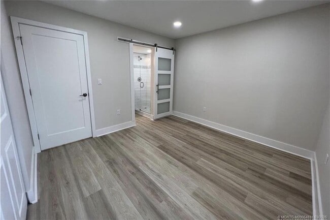 Building Photo - 1950 SW Palm City Rd