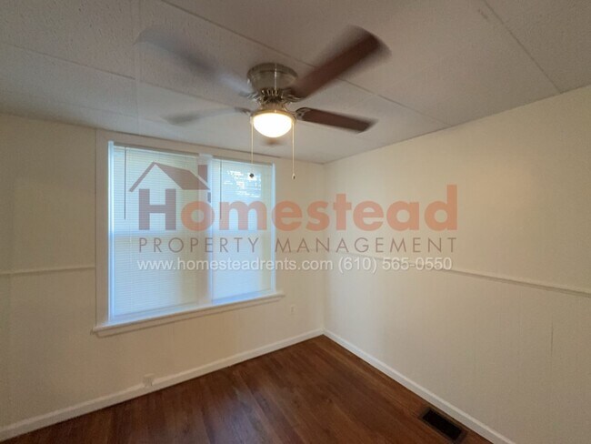 Building Photo - 3 BEDROOM HOME IN MARCUS HOOK